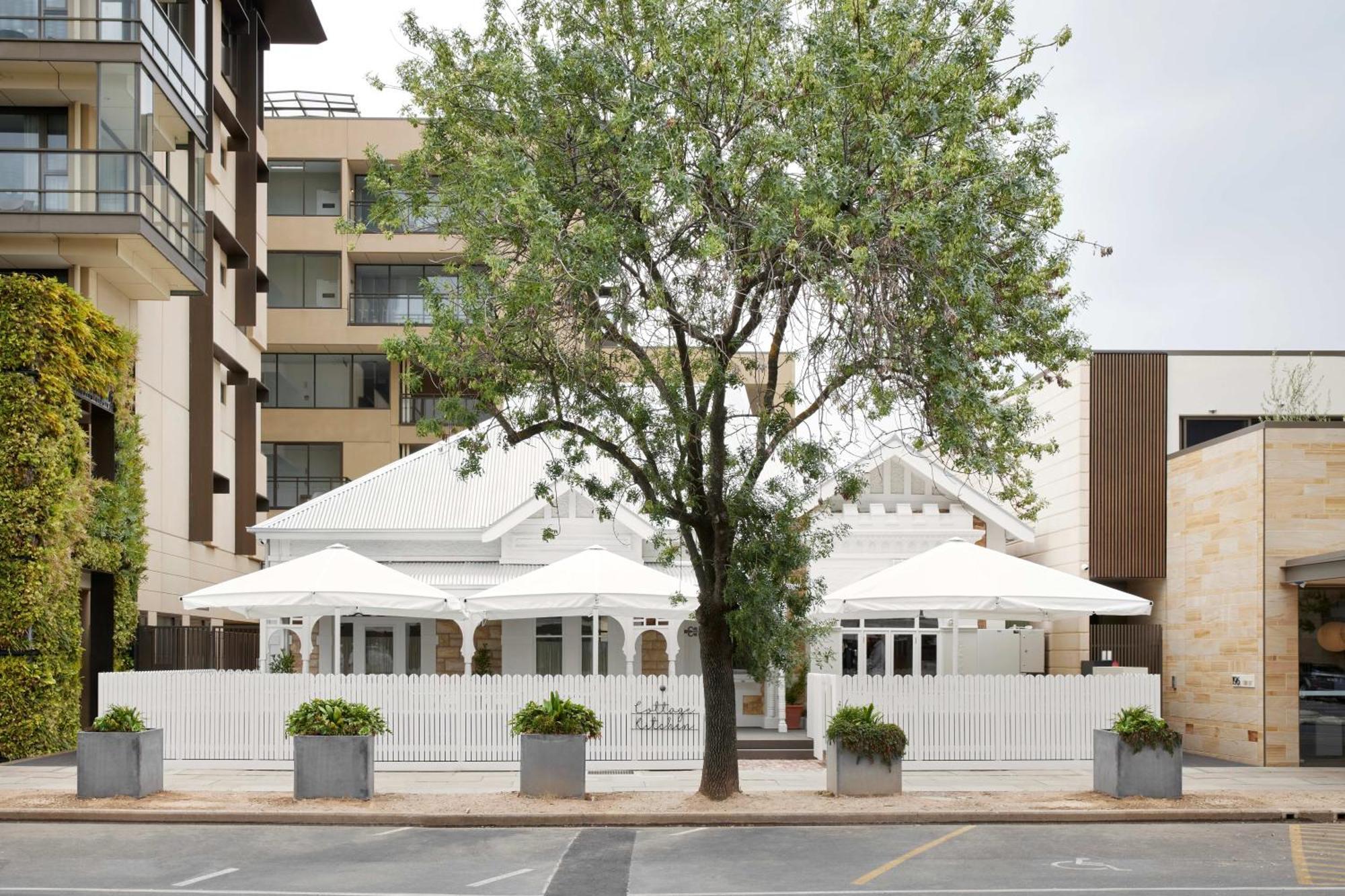 Majestic M Suites Adelaide Exterior photo
